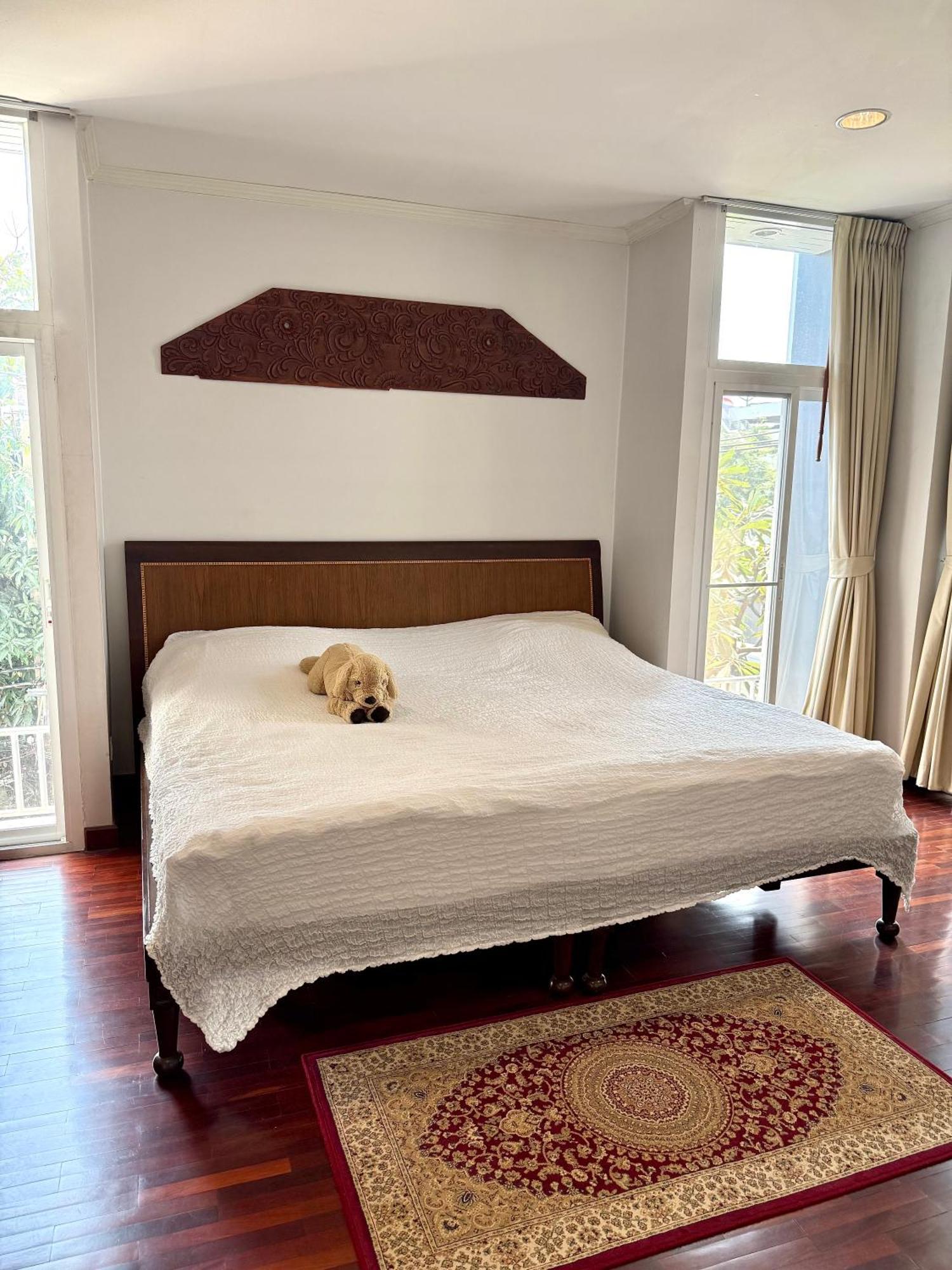Samsen Suites Spacious 2Br Contemporary Thai Style Bangkok Luaran gambar